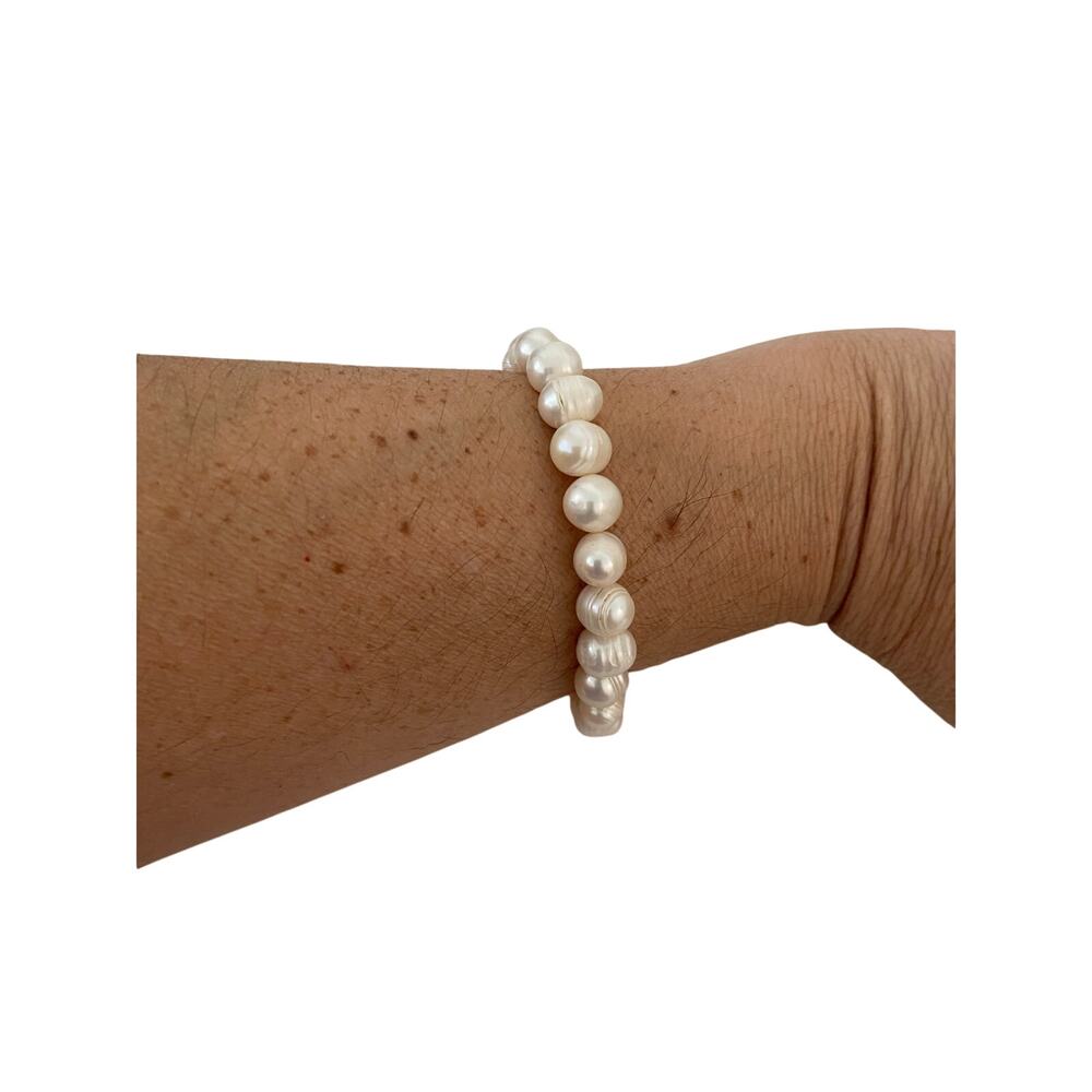 Pearl bracelet
